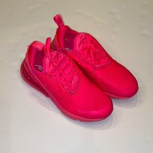 Nike Pink Athletic Shoes Sleek Design Breathable